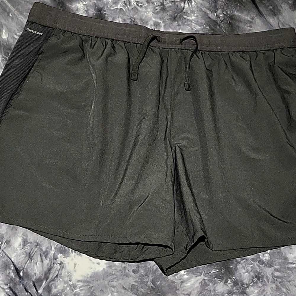 2/ L. beachshorts 12 each or 18 for two